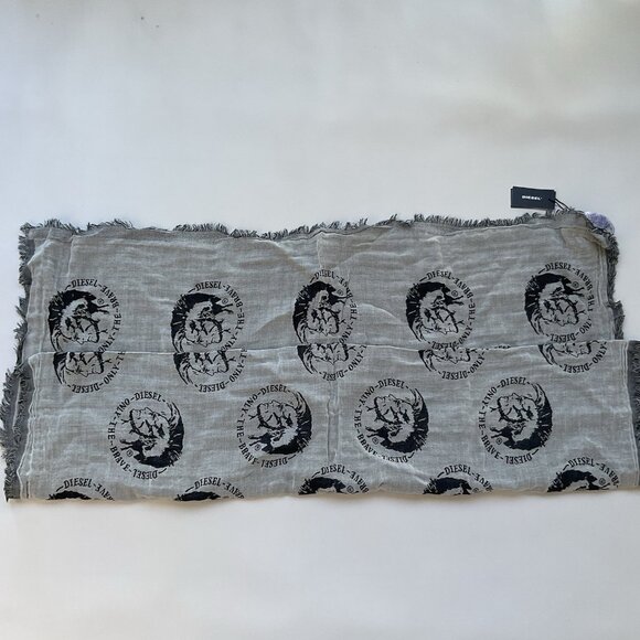$98 Diesel Unisex Sface Scarf One Size Light Grey-Black - Picture 5 of 5